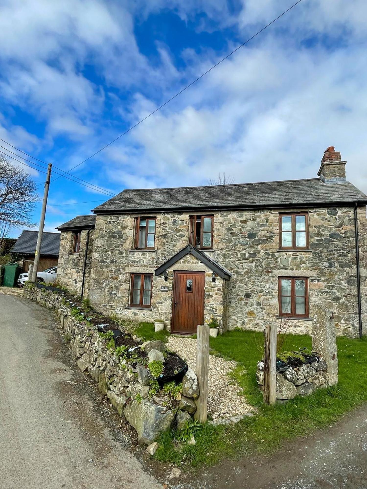 The Old Post House - Historic Dartmoor Home 태비스톡 외부 사진